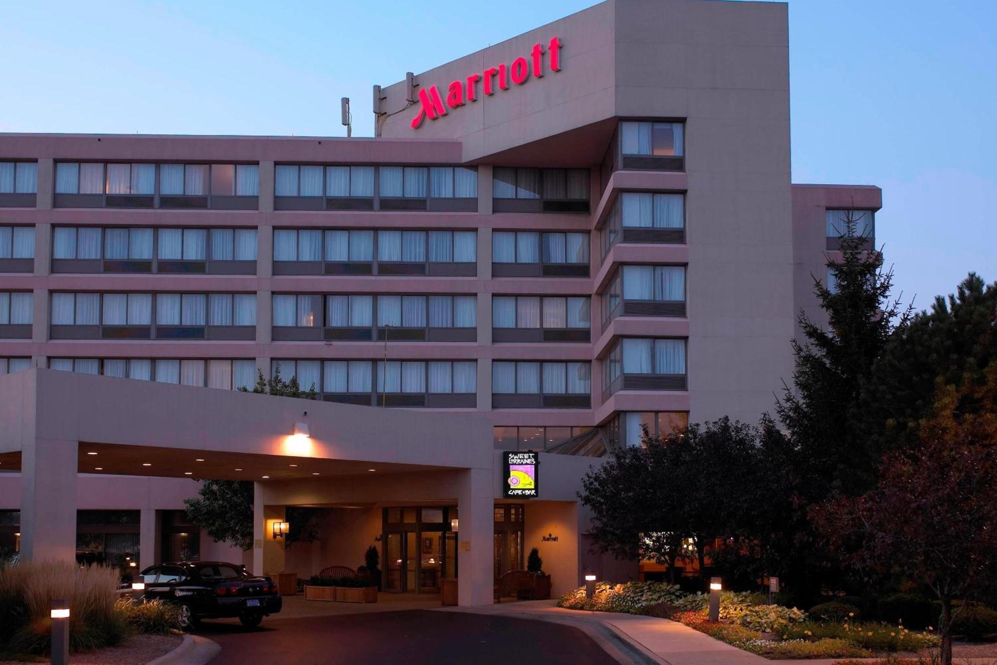 Detroit Marriott Livonia Hotel Ngoại thất bức ảnh